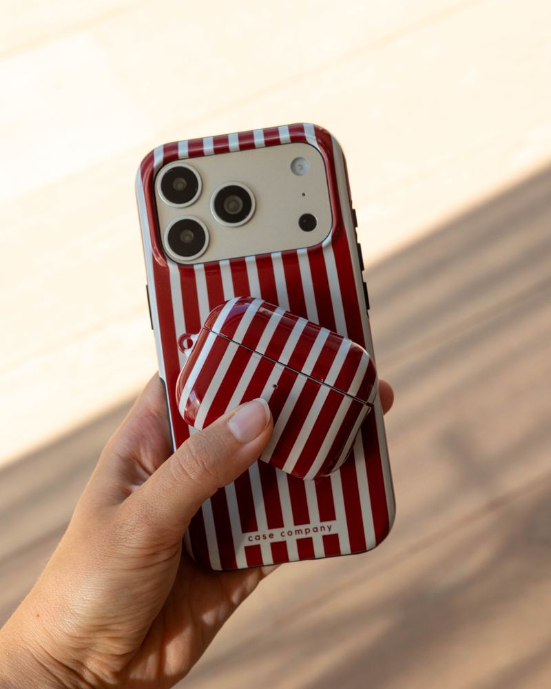 Maskica za AirPods koja se slaže s maskicom za mobitel